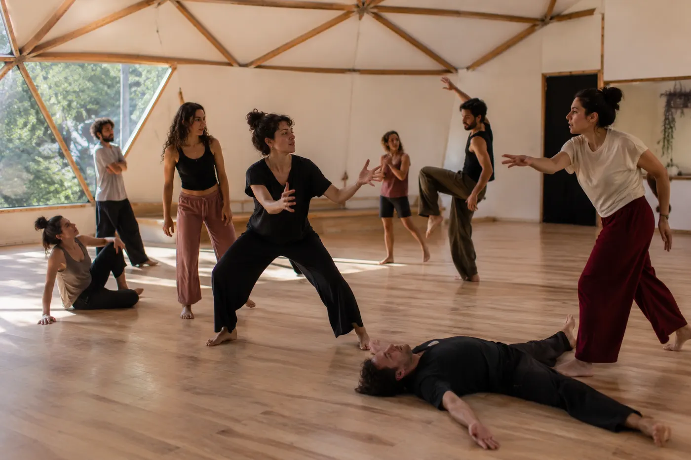 Danza y Teatro